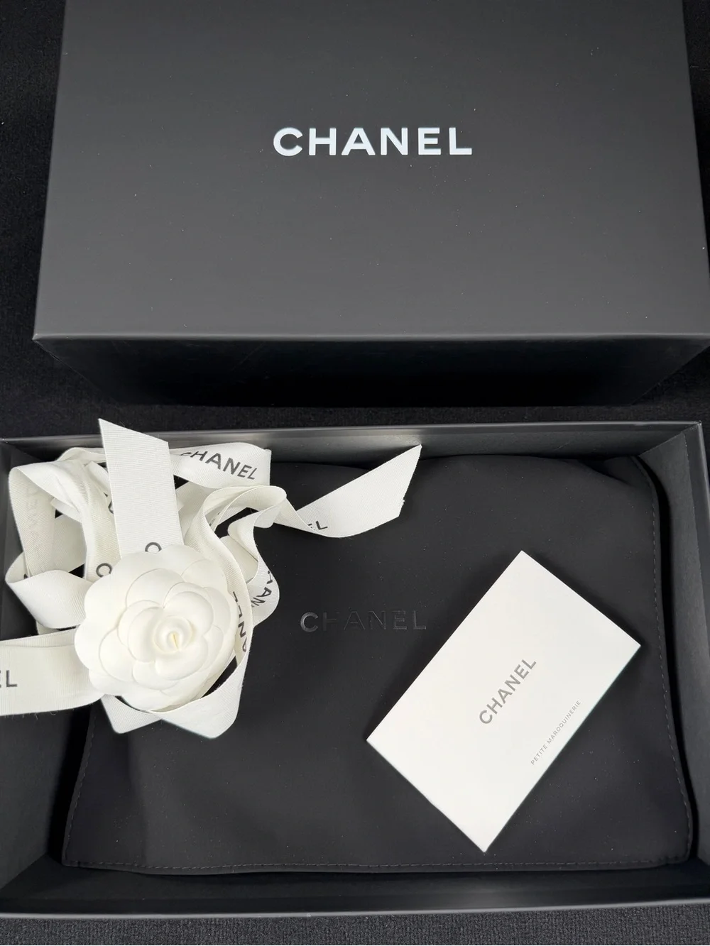 NWT Chanel 25S Mesh Lambskin Pochette Clutch With Chain and Wallet